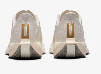 Shoes - Nike Pegasus Plus