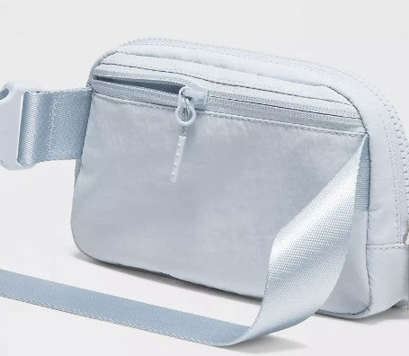 Lululemon Everywhere Belt Bag 1L